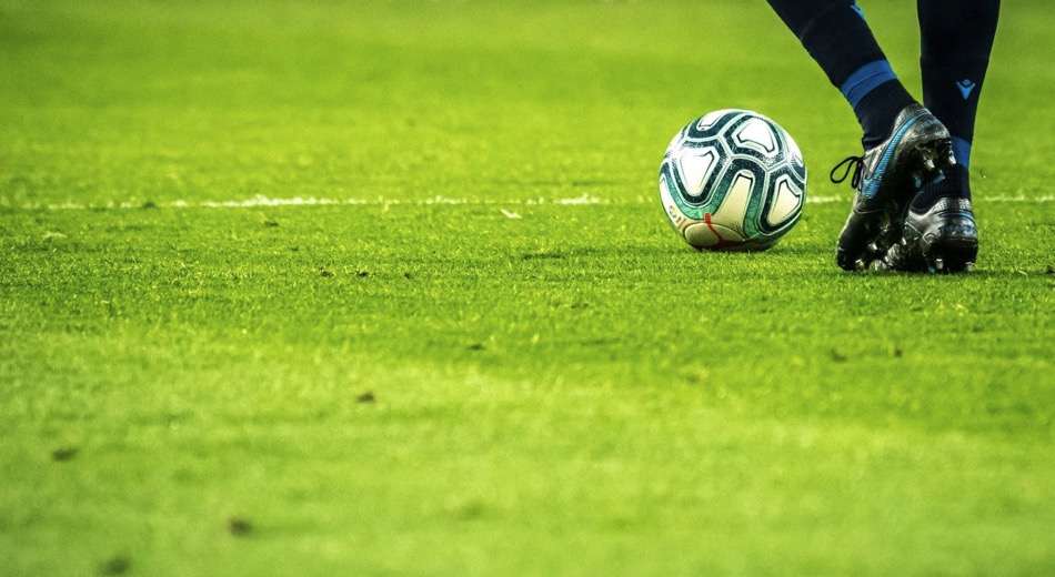 Livebetting i fotboll – smarta strategier under matchen